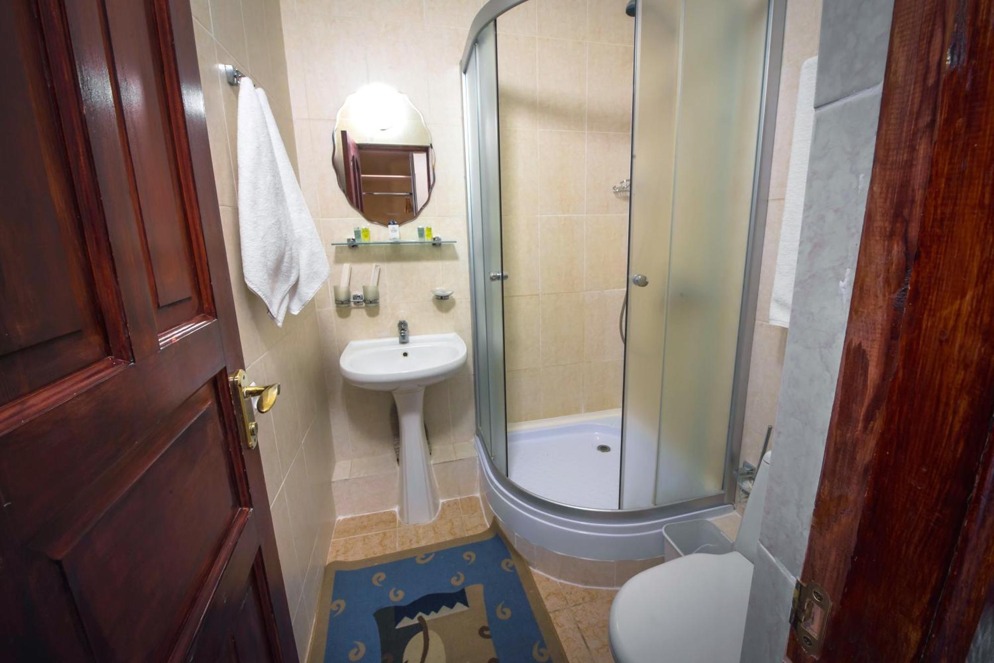 Shymbulak Resort Hotel Alma-Ata Rum bild